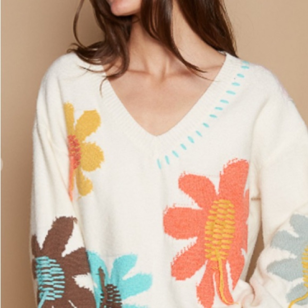 POL Cozy, Oversized Ivory Handmade Look Flower Pullover Sweater-NWOT-Sz L